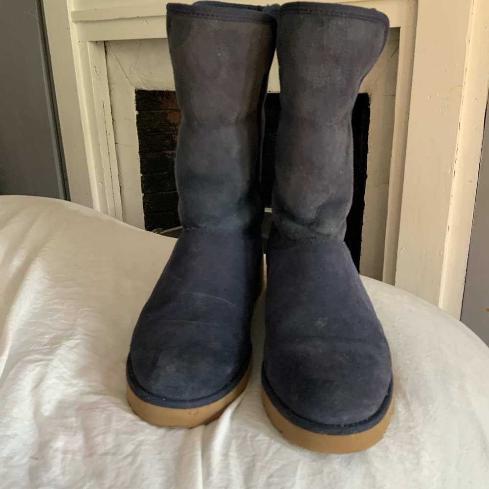 Navy Ugg Wedge Boot In Good Condition With Some W… - image 5